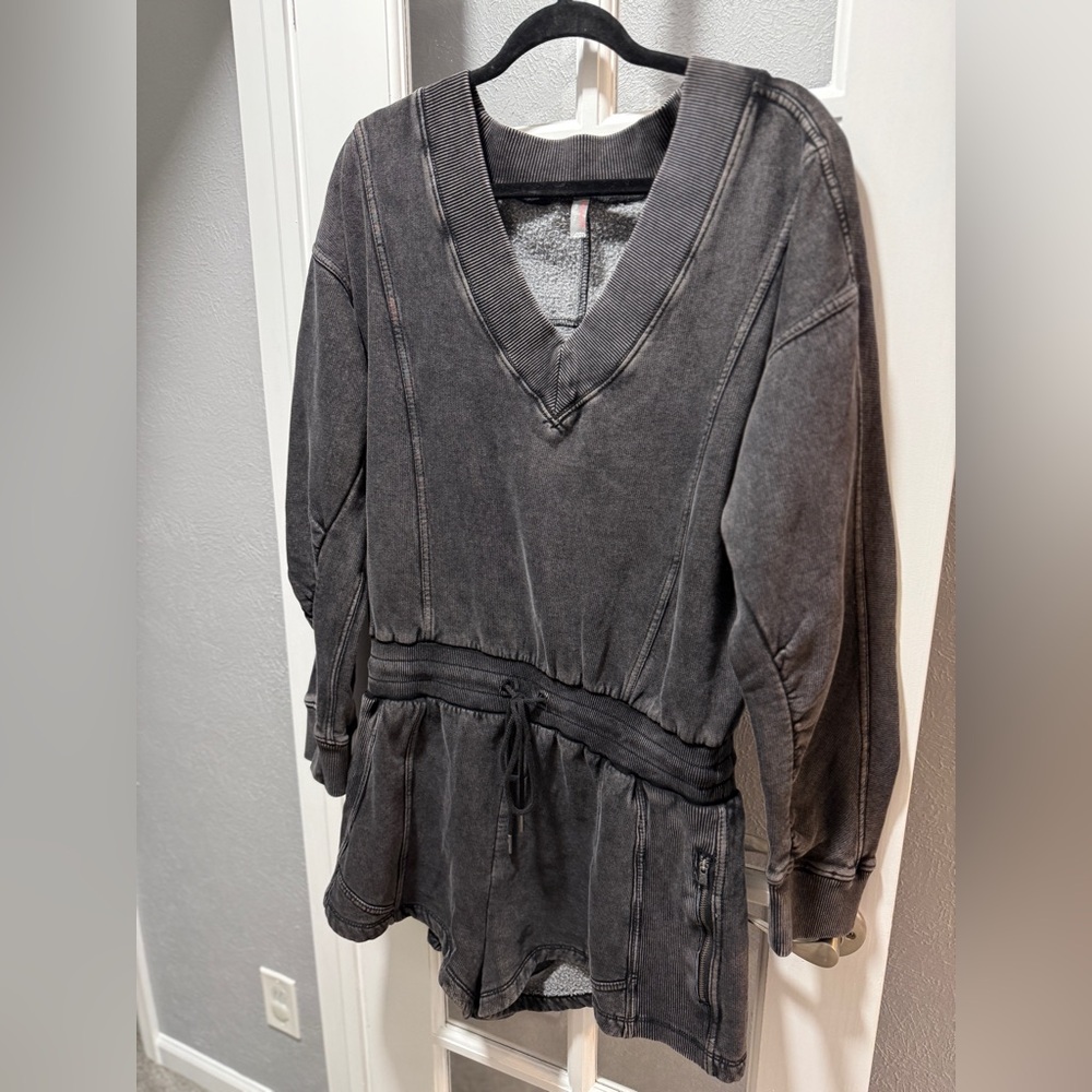 NWT FP Movement Intercept Romper - Picture 4 of 13